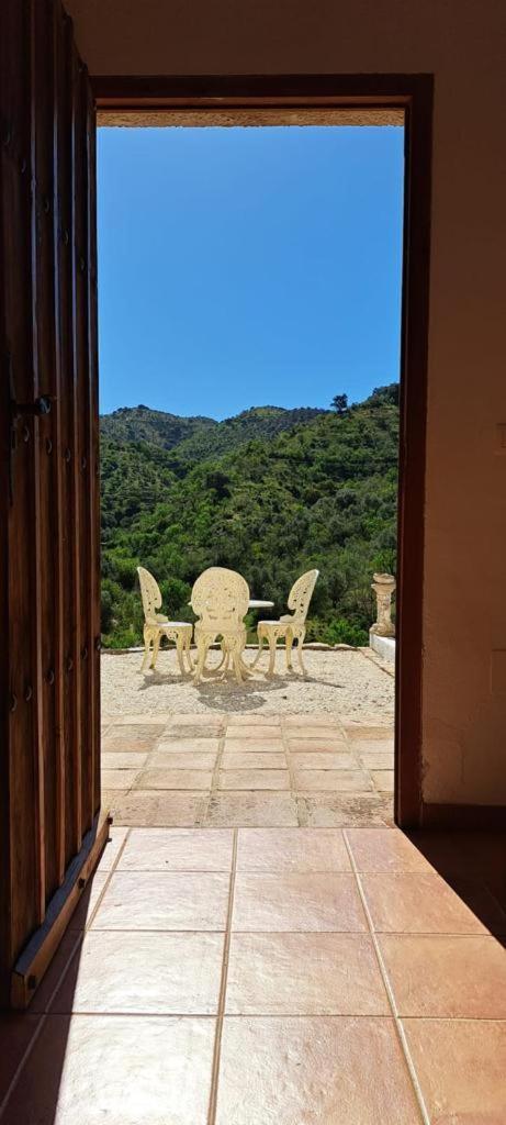 Peace And Tranquility At Montana Retreat Álora Quarto foto